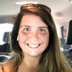 Meet your Posher, Christina